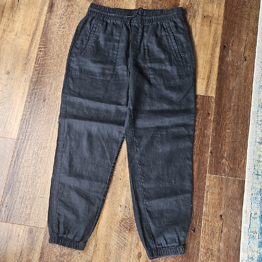 Black Jogger Sweatpants with Elastic Cuffs